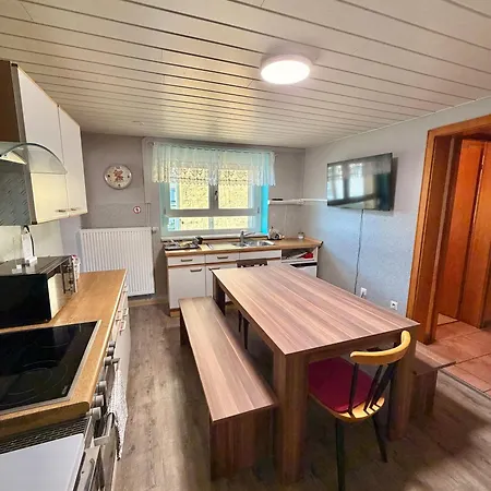 Apartment HomeStay Schwarzwald 8 Personen nähe Europa Park